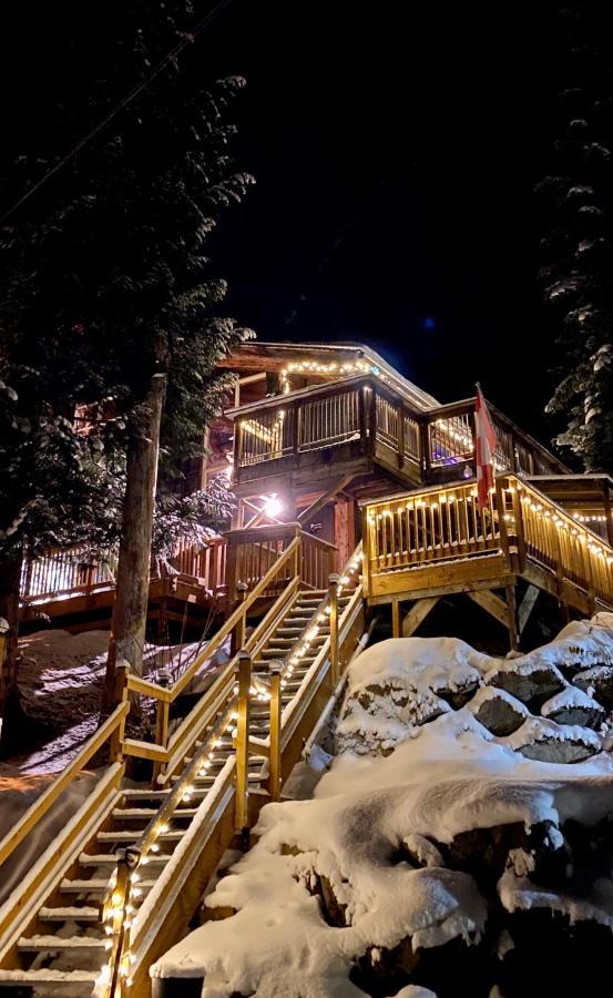 Ubc Whistler Lodge Exterior photo