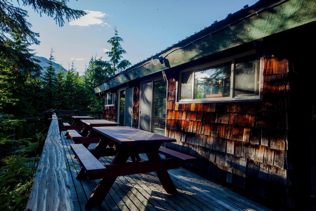 Ubc Whistler Lodge Exterior photo